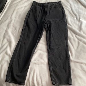 Black curvy mom jeans
